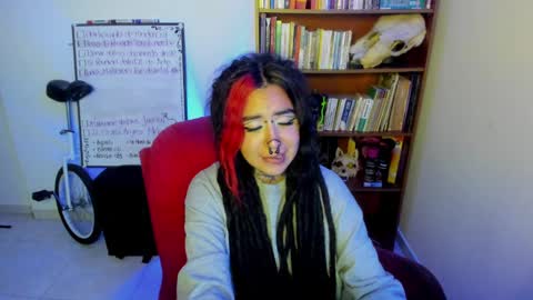 nana_cirkus online show from February 2025 11:48:02 PM