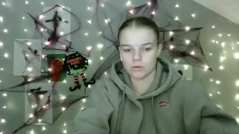 Snapshot of nana_new chatting on October 2025 06:35:02 AM Nana online show from October 2025 06:35:02 AM