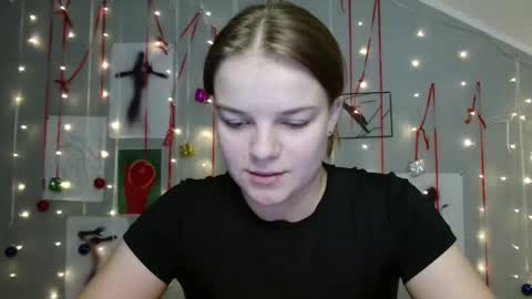 Snapshot of nana_new chatting on November 2025 09:32:01 AM Nana online show from November 2025 09:32:01 AM