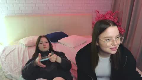 Maeve online show from February 2025 05:35:01 PM