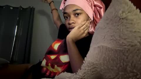 Snapshot of nanaonn chatting on November 2025 04:51:02 PM nanaonn online show from November 2025 04:51:02 PM