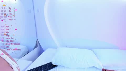 Snapshot of nanaosaky chatting on December 2024 03:44:01 PM NanaOsaky online show from December 2024 03:44:01 PM