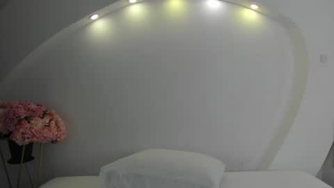 Snapshot of nanaosaky chatting on February 2025 12:28:01 PM NanaOsaky online show from February 2025 12:28:01 PM