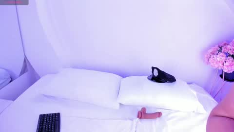 Snapshot of nanaosaky chatting on September 2025 12:05:01 PM NanaOsaky online show from September 2025 12:05:01 PM