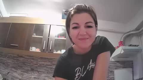 Nancy online show from November 2025 06:35:02 AM