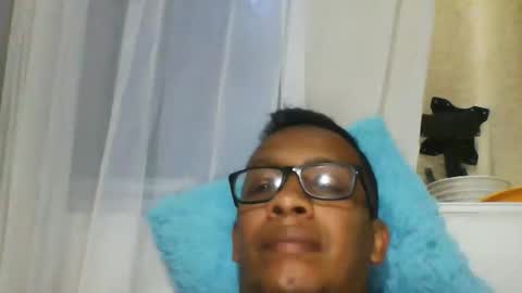 Nando Rincon online show from December 2025 06:38:02 PM