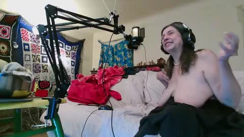 Snapshot of nannabaldur chatting on December 2024 02:01:02 AM Nanna Baldur online show from December 2024 02:01:02 AM