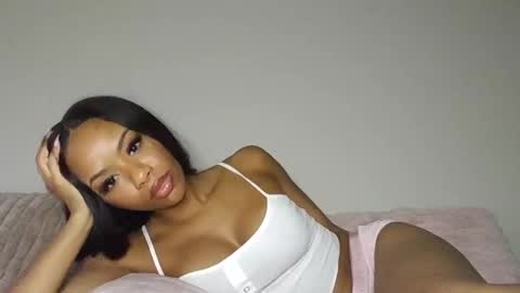 Snapshot of nanneyrose chatting on October 2025 07:19:02 AM Nanneypooh online show from October 2025 07:19:02 AM