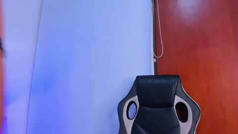 nanny18hornny online show from October 2025 12:47:01 PM