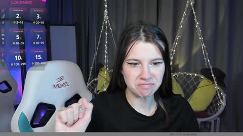 NansyCharm online show from December 2024 04:48:02 AM