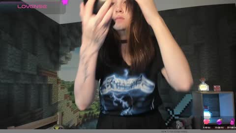 NansyCharm online show from January 2025 04:47:01 AM