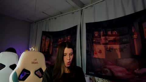 NansyCharm online show from February 2025 09:43:02 AM