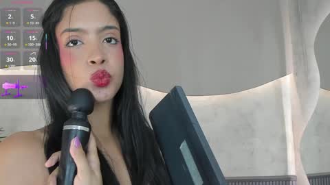 Naomi  online show from January 2025 01:26:02 AM