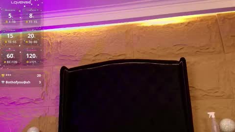 Snapshot of naomi_hill1 chatting on October 2025 09:26:02 PM Naomi online show from October 2025 09:26:02 PM