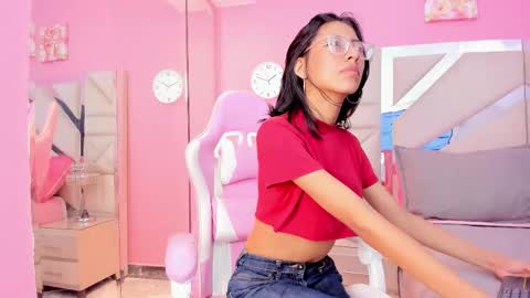 naomi_sara online show from September 2025 07:36:01 PM