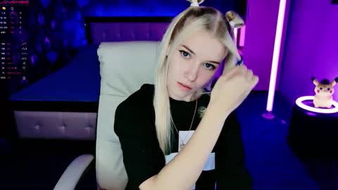 Snapshot of naomihita chatting on November 2025 03:58:01 PM naomihita online show from November 2025 03:58:01 PM