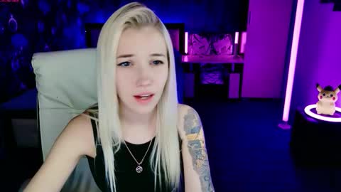 Snapshot of naomihita chatting on November 2025 03:02:01 PM naomihita online show from November 2025 03:02:01 PM