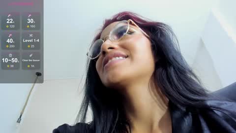 naomiiii   online show from December 2024 05:26:02 AM