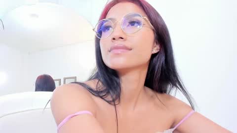 naomiiii   online show from January 2025 04:49:01 AM