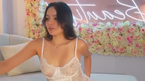 Naomi online show from January 2025 02:46:01 PM