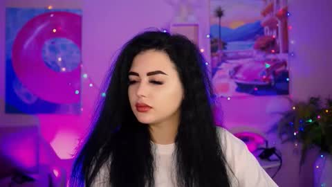 naomiwilsons online show from October 2025 08:25:01 AM