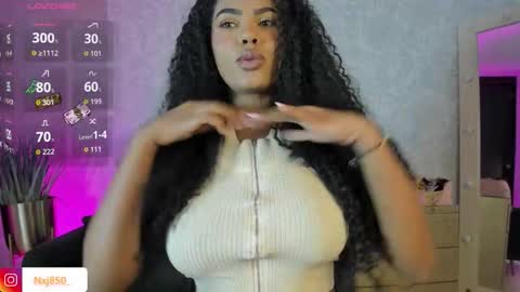 Snapshot of naomixjones1 chatting on October 2025 02:45:01 AM Naomi online show from October 2025 02:45:01 AM