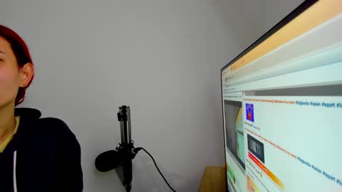 naomy online show from September 2025 07:51:02 PM