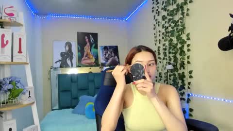 naomy online show from December 2024 07:43:02 PM