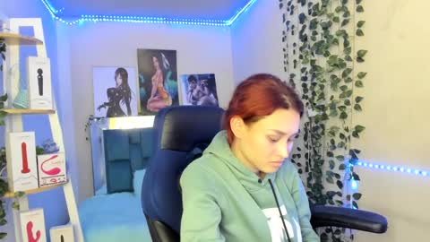 naomy online show from February 2025 01:45:02 AM