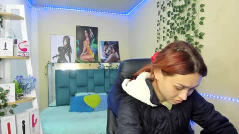 naomy online show from February 2025 12:08:02 PM