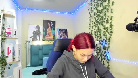 naomy online show from February 2025 07:27:02 PM
