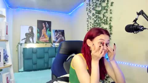 naomy online show from February 2025 07:19:02 PM