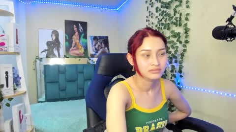 naomy online show from February 2025 02:01:02 AM
