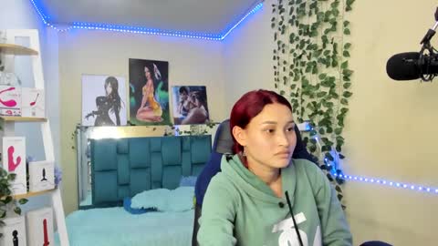 naomy online show from February 2025 07:30:02 PM