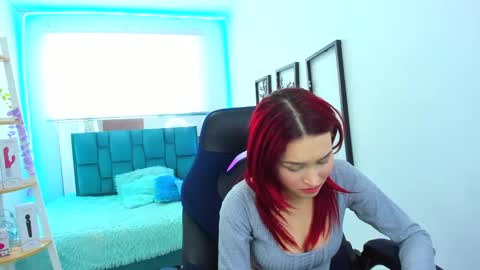 naomy online show from September 2025 08:30:01 PM