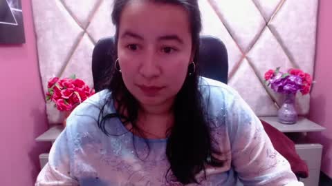 Snapshot of naomyprinces_ chatting on December 2024 12:59:02 PM Bulma Heidi online show from December 2024 12:59:02 PM