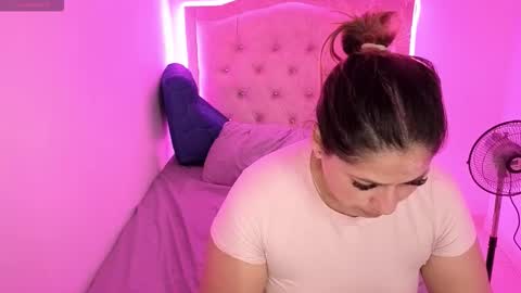 Snapshot of nasly1 chatting on October 2025 09:35:01 PM Nasly batista online show from October 2025 09:35:01 PM