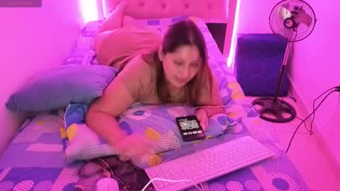 Snapshot of nasly1 chatting on October 2025 06:10:01 AM Nasly batista online show from October 2025 06:10:01 AM