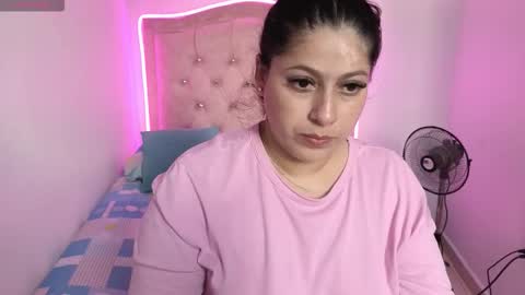 Snapshot of nasly1 chatting on October 2025 09:31:02 PM Nasly batista online show from October 2025 09:31:02 PM