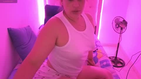 Snapshot of nasly1 chatting on October 2025 04:02:02 AM Nasly batista online show from October 2025 04:02:02 AM