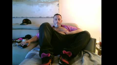 nassobout online show from September 2025 10:22:01 PM