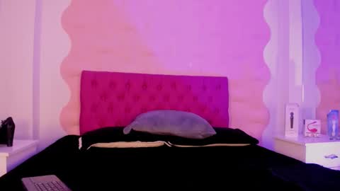 Snapshot of nastasha_nasty1 chatting on November 2025 08:32:01 PM Maira online show from November 2025 08:32:01 PM