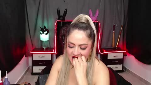 nasty latyna online show from February 2025 11:45:01 PM
