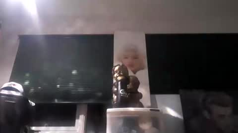 Snapshot of nastysubs69 chatting on October 2025 04:43:02 AM nastysubs69 online show from October 2025 04:43:02 AM