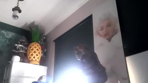 Snapshot of nastysubs69 chatting on October 2025 06:38:02 PM nastysubs69 online show from October 2025 06:38:02 PM