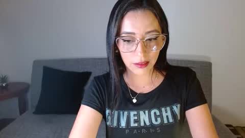 Snapshot of nat4youlove chatting on January 2025 02:47:01 AM nathalia online show from January 2025 02:47:01 AM