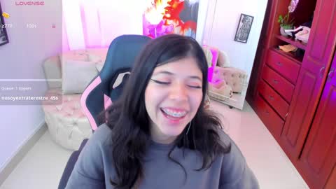 Snapshot of nataasha___ chatting on December 2024 06:44:01 AM NATASHA online show from December 2024 06:44:01 AM
