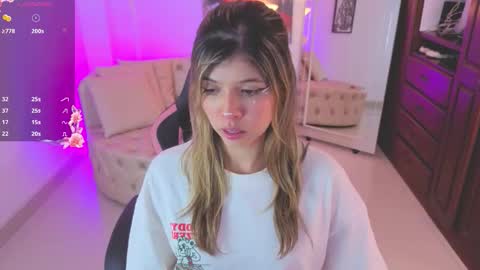 Snapshot of nataasha___ chatting on September 2025 03:29:01 AM NATASHA online show from September 2025 03:29:01 AM