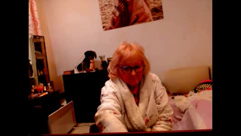 natali online show from February 2025 08:18:01 PM