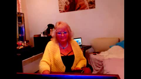 natali online show from March 2025 08:07:02 PM